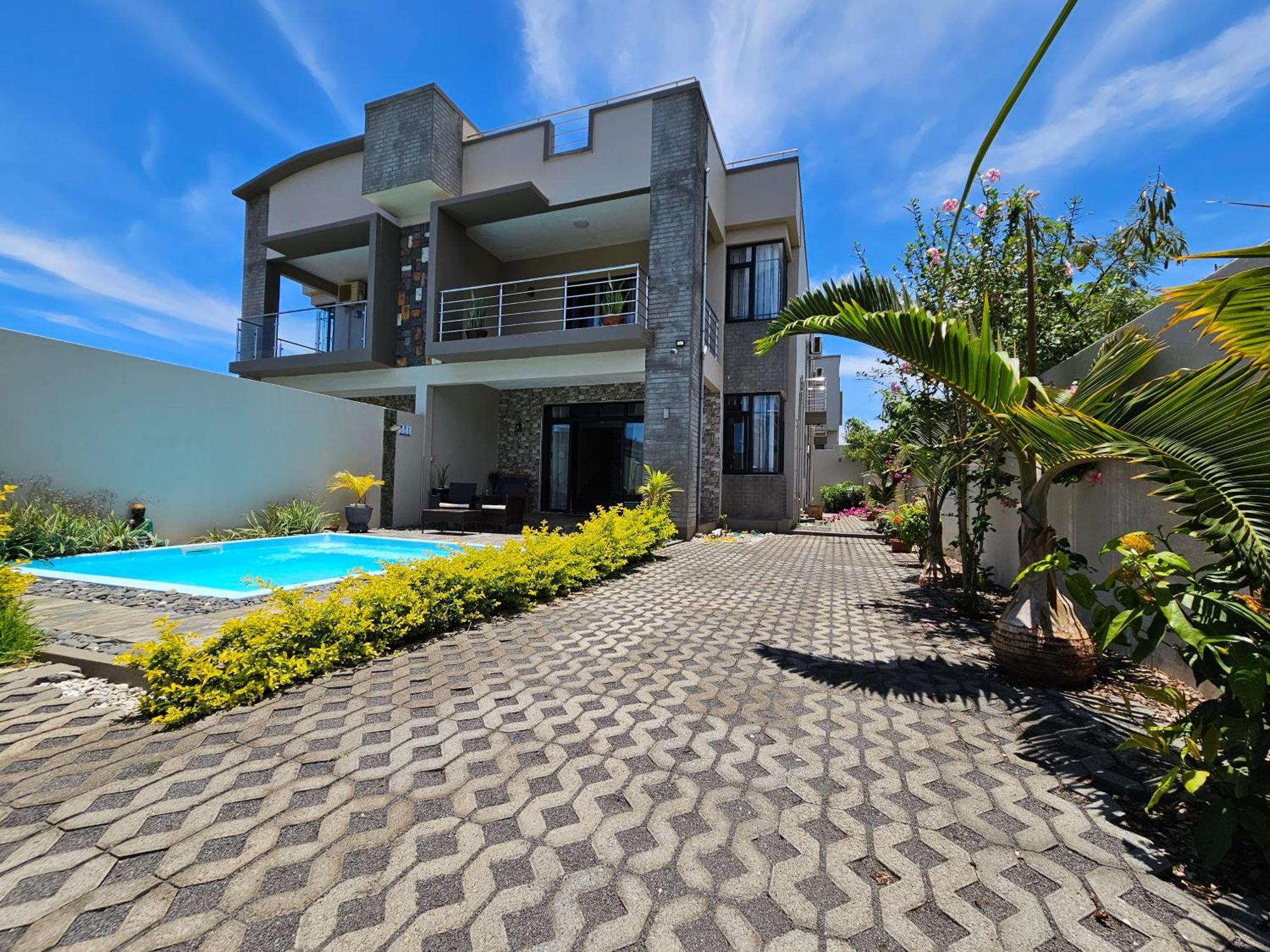 Villa Aahana - Flic En Flac Экстерьер фото