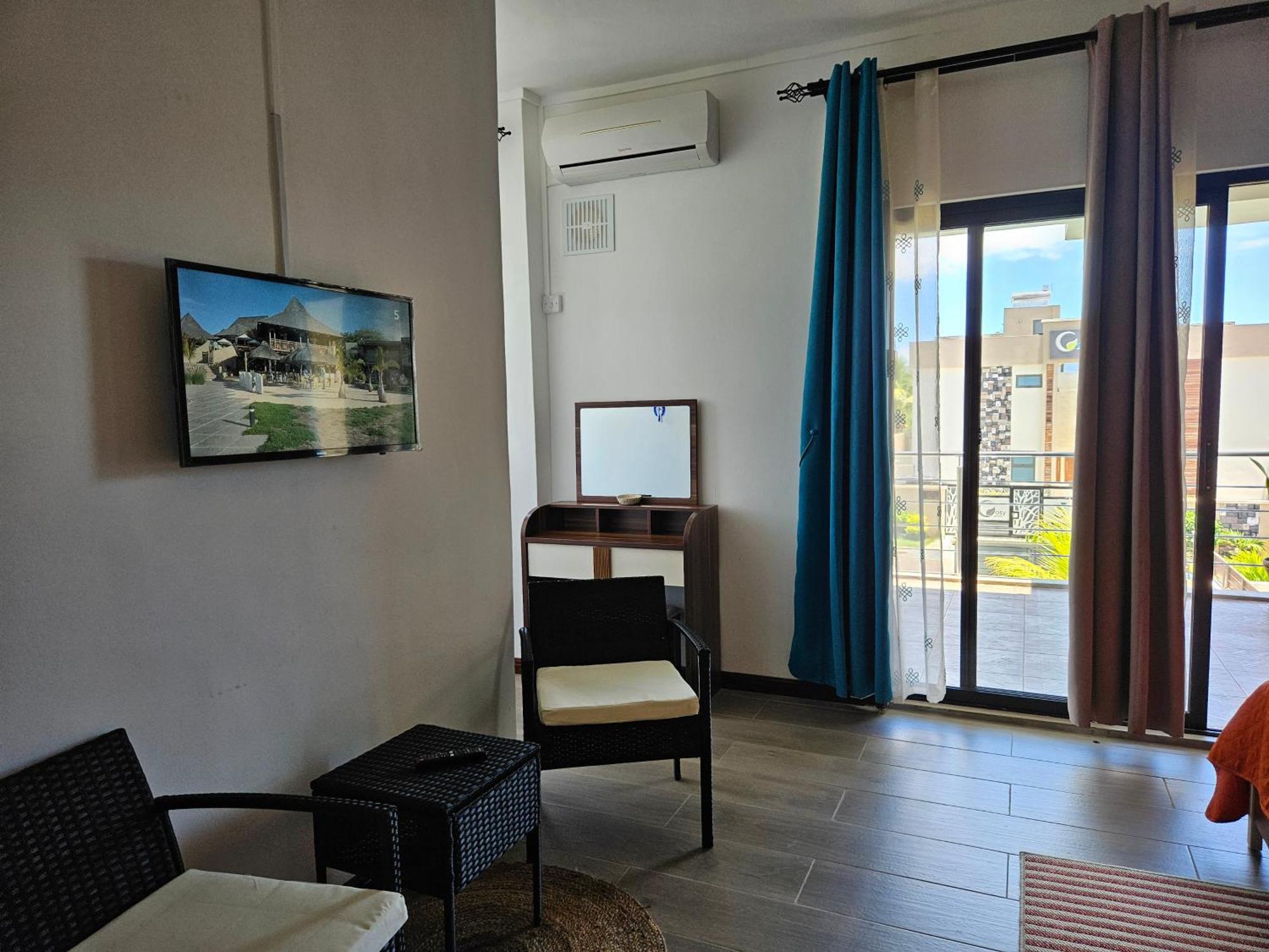 Villa Aahana - Flic En Flac Экстерьер фото