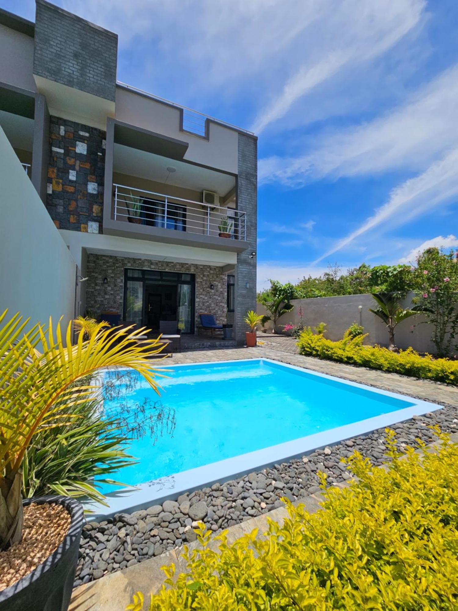 Villa Aahana - Flic En Flac Экстерьер фото